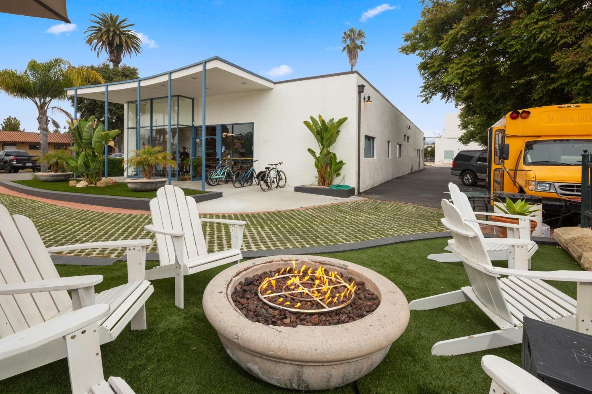 Ith Santa Barbara Beach Hostel Exterior foto