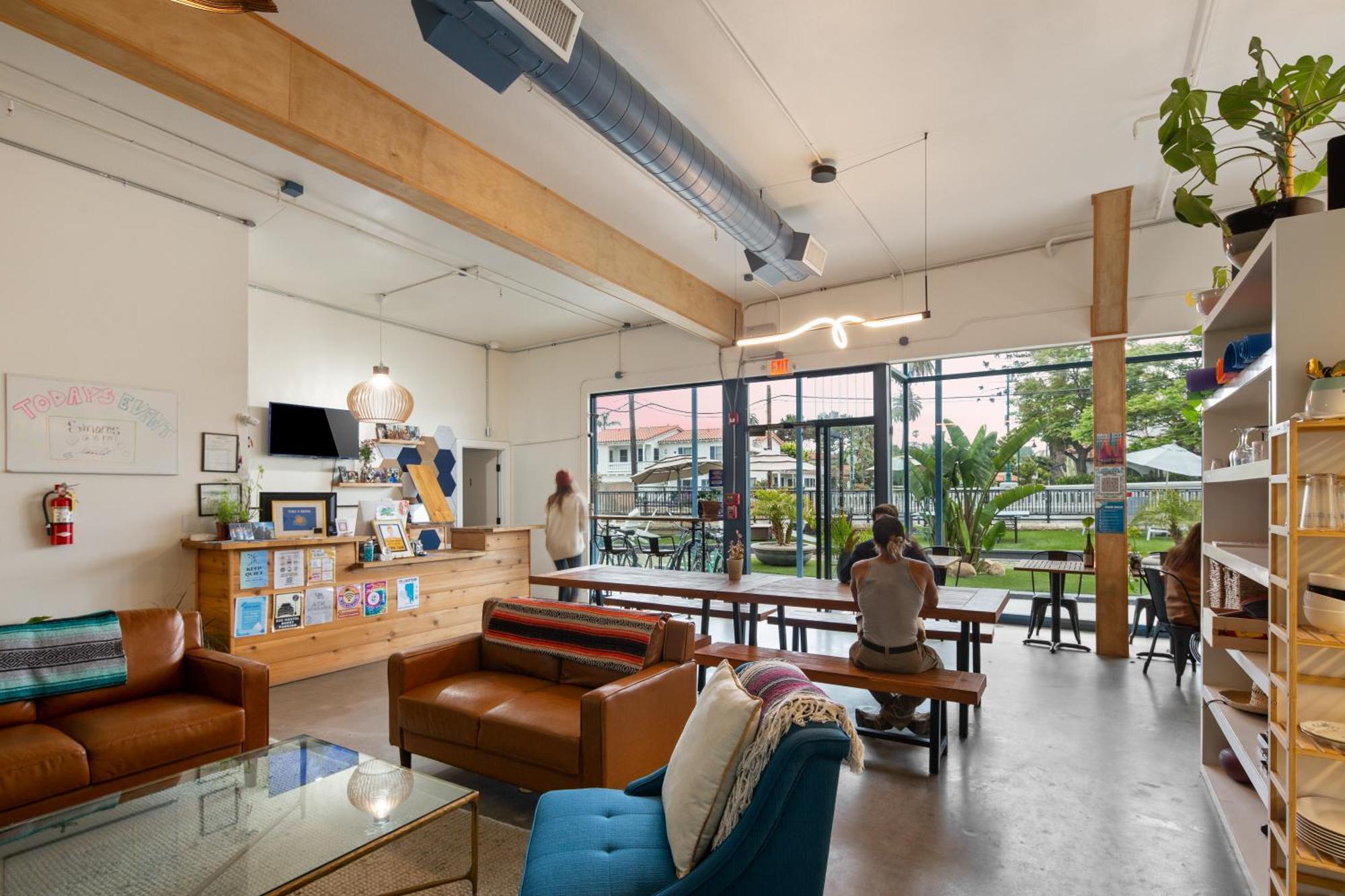 Ith Santa Barbara Beach Hostel Exterior foto